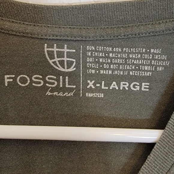 FOSSIL Men's Short Sleeve T-Shirt - Picture 4 of 5